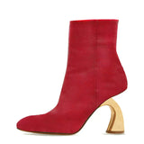 Bota Média Feminina Bico Fino Com Salto Assimétrico Dourado Tendência