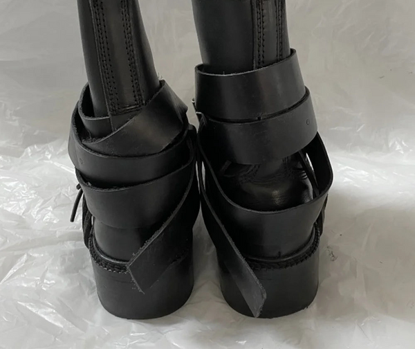 Bota Feminina De Inverno Com Cinta Amarração - Promoção De Inverno 2025
