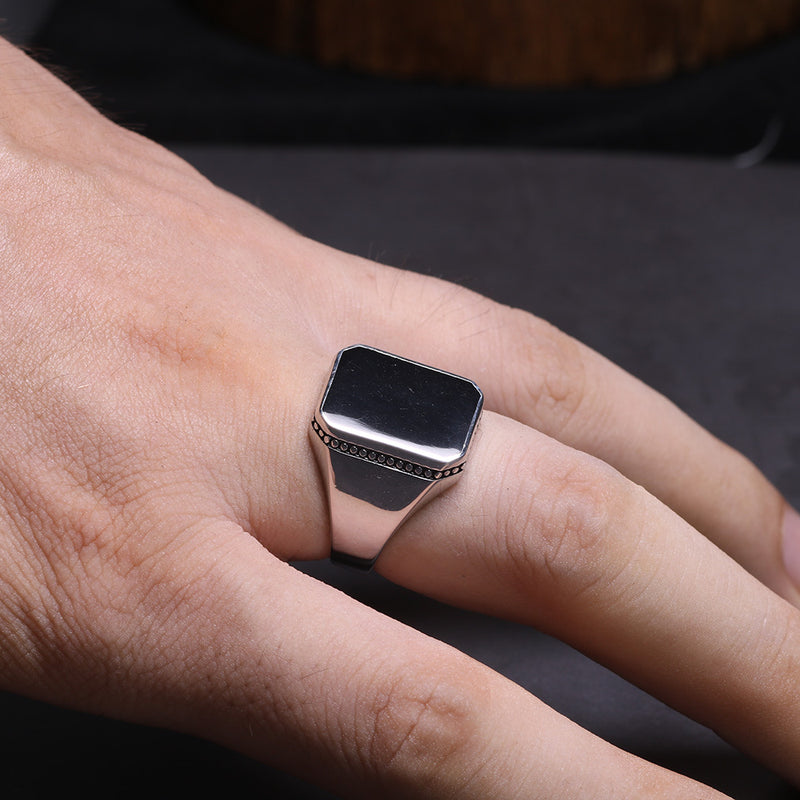 Anel Obsidiana Minimal em Prata 925 - Forma Grande