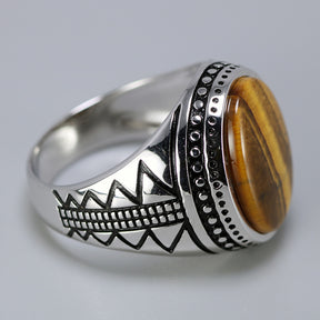 Anel Masculino Tribal Olho de Tigre em prata 925 e olho de tigre para mãos grandes , anel de sinete masculino em prata, da arquetiposhop.com.br