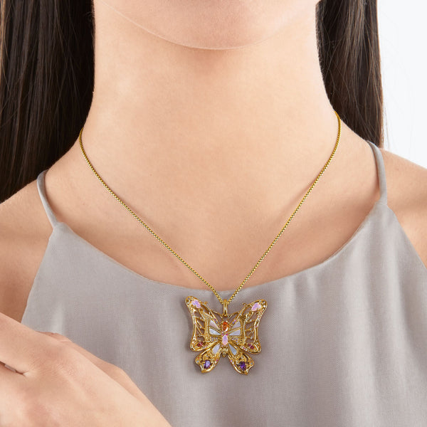 Colar borboleta mistica em ouro 18k feito em prata 925 e zirconônias da arquetiposhoo.com.br