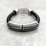 Pulseira de couro masculina, pulseira de couro cruz de prata, pulseira de couro com detalhe em prata, pulseira de couro com deltalhe e prata, pulseira em couro de cruz, pulseira de cruz, pulseira de prata, pulseira de cruz e prata, pulseira masculina, pulseira unissex, pulseira prata envelhecida, pulseira, comprar pulseira de couro, comprar , pulseira de prata, arquetiposhop.com.br, pulseira de pra da arquetiposhop