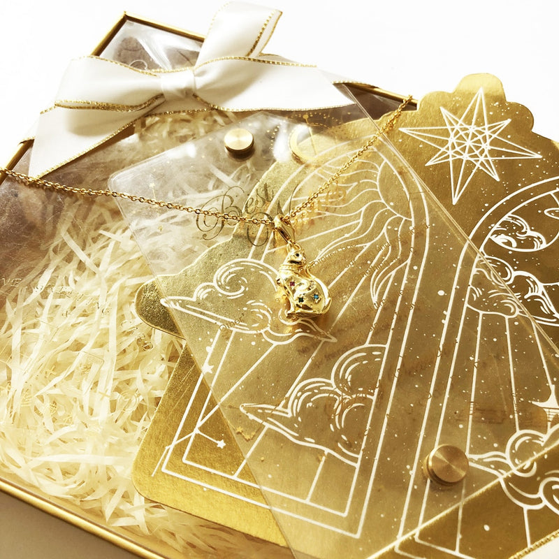 Colar Gato Charm Estrelas Mágicas de Ouro