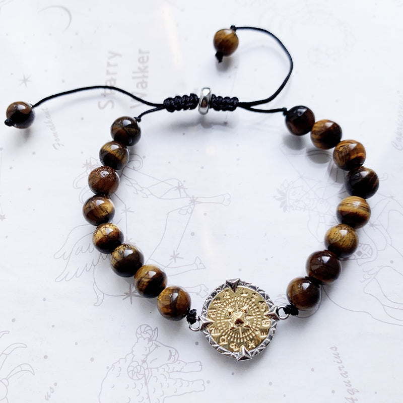 A Pulseira Olho de Tigre com pedras olho de tigre é a escolha perfeita para quem busca equilíbrio e proteção. As pedras de olho de tigre são conhecidas por seus poderes de atrair boa sorte e afastar energias negativas. Além disso, essa pulseira é confeccionada com materiais de alta qualidade, garantindo durabilidade e beleza. Adicione esse toque especial à sua coleção de joias ou presenteie alguém especial.