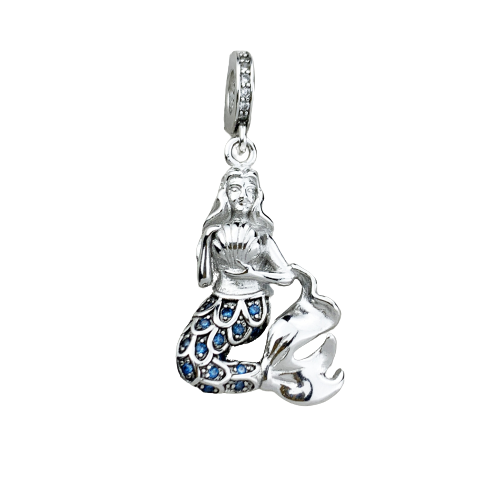 Pingente Charm Sereia ira te conectar com o oceano! Traga movimento e sensualidade a sua vida!   Com um design delicado, o encanto da arquétipo da sereia simboliza a beleza, a graça e a sensualidade feminina. A sereia feita em prata 925 banhada a ródio branco representa a capacidade das mulheres de se adaptar e enfrentar qualquer desafio com determinação e sedução da sua voz.